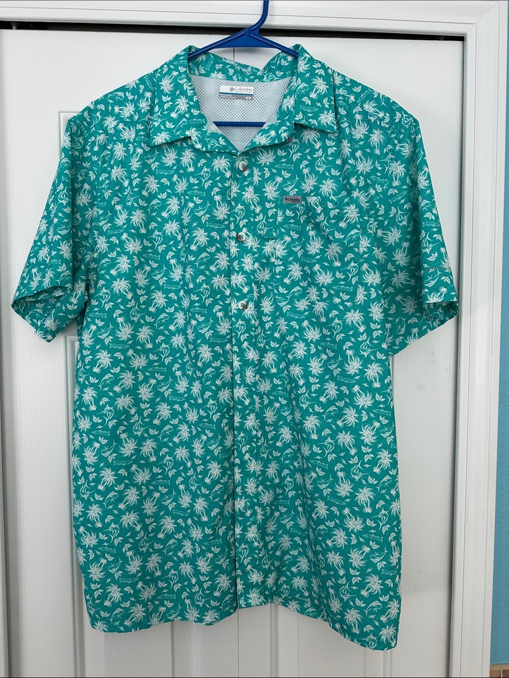 Columbia Teal Floral Short-Sleeve Button-Up Shirt